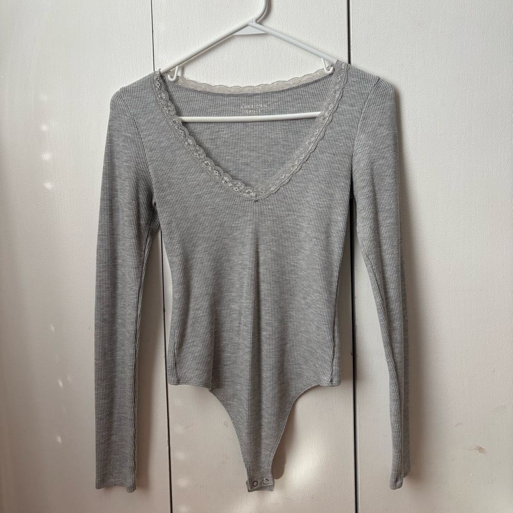 American Eagle Outfitters Gray Long Sleeve Lace Bodysuit